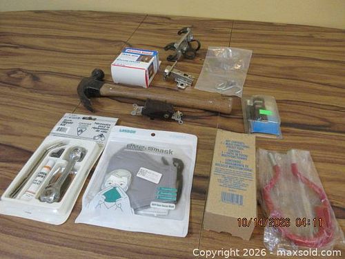 Lot of 16+ Mixed Hand & Power Tools with Drill, Accessories (1 of 7)