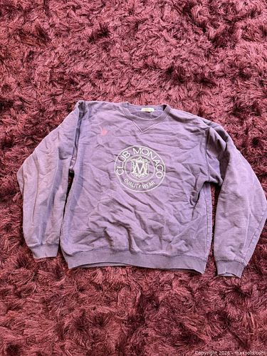 Club Monaco “stained” (1 of 3)