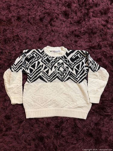 Steel Korean sweater (1 of 3)