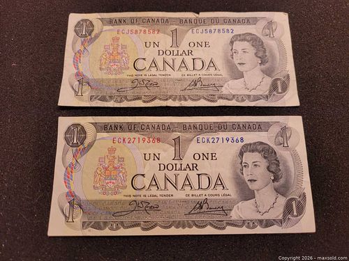1973 Canadian dollar bills (1 of 3)