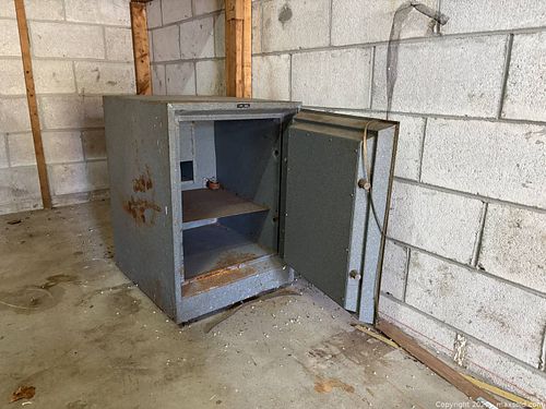 Gardall safe (1 of 3)