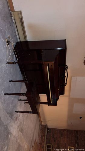 Haddan Hall Piano (1 of 3)