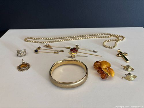 Antique-Vintage Costume Jewelry (1 of 12)
