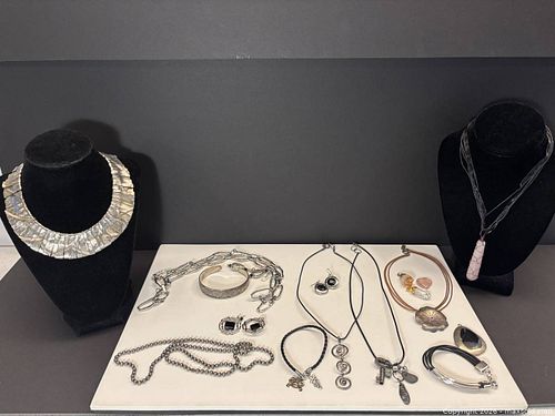Vintage Costume Jewelry (1 of 11)