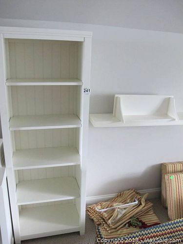 Lot #0241 (1 of 10)