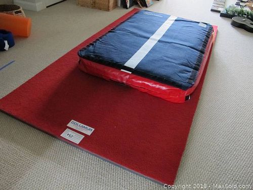 Lot #0254 (1 of 9)