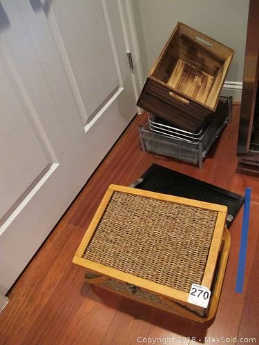 Lot #0270 (1 of 11)