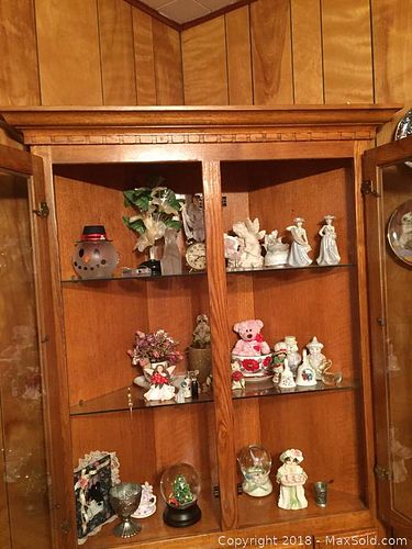 Lot #0038 (1 of 8)