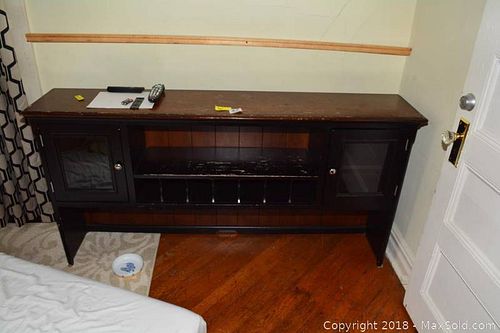 Lot #0044 (1 of 10)