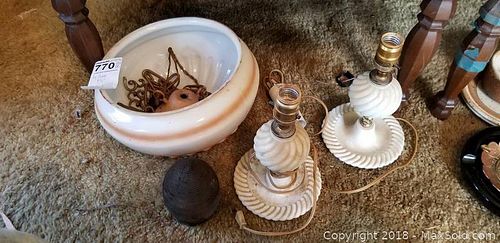 Lot #0770 (1 of 12)