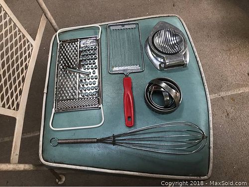 Lot #0237 (1 of 11)