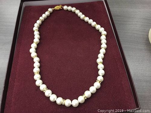 Lot #0006 (1 of 3)
