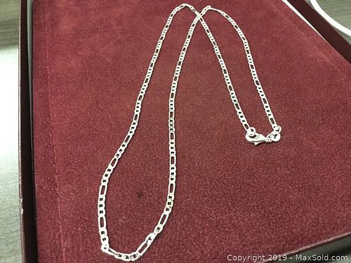 Lot #0020 (1 of 2)