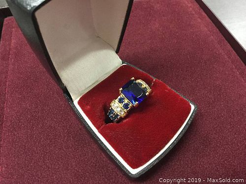 Lot #0040 (1 of 3)