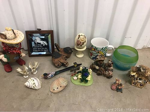 Lot #0028 (1 of 5)
