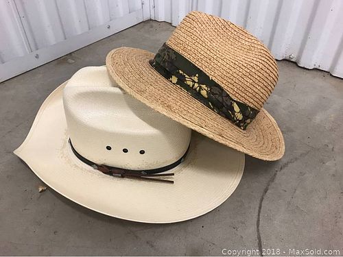 Lot #0032 (1 of 6)