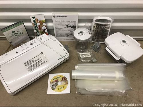 Lot #0043 (1 of 3)