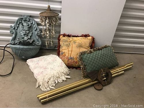Lot #0049 (1 of 6)