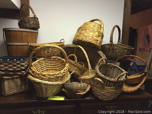 Lot #0064 (1 of 5)