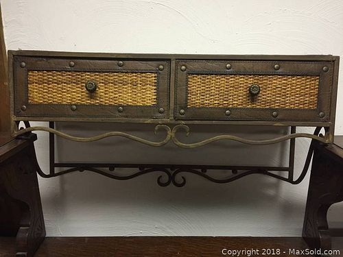 Lot #0068 (1 of 5)