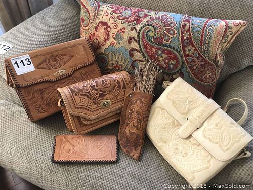 Lot #0113 (1 of 16)