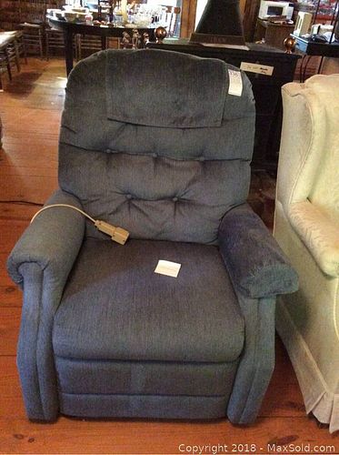 Lot #0338 (1 of 10)