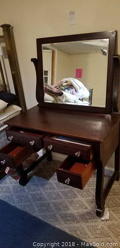Lot #0414 (1 of 13)