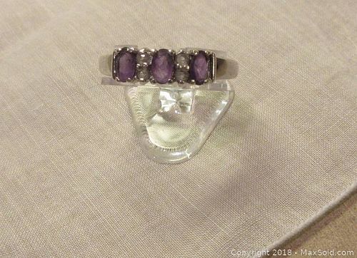 Lot #0067 (1 of 4)