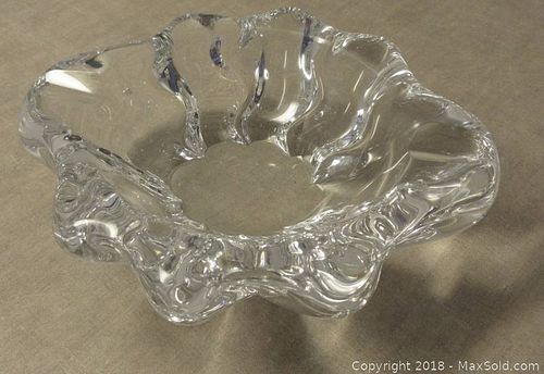 Lot #0101 (1 of 4)