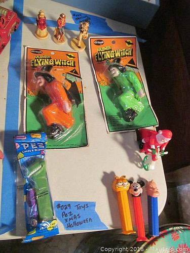 Lot #0029 (1 of 7)