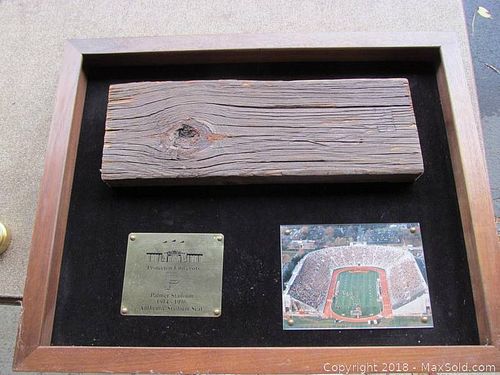 Lot #0054 (1 of 7)