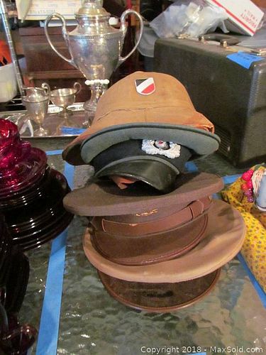 Lot #0081 (1 of 17)