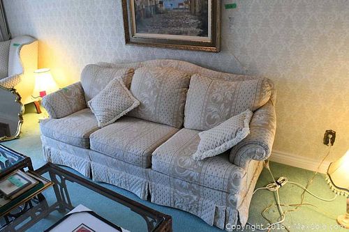 Lot #0681 (1 of 7)