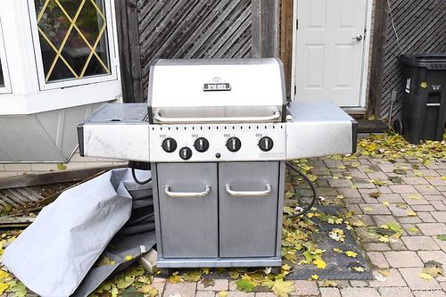 Lot #0779 (1 of 18)