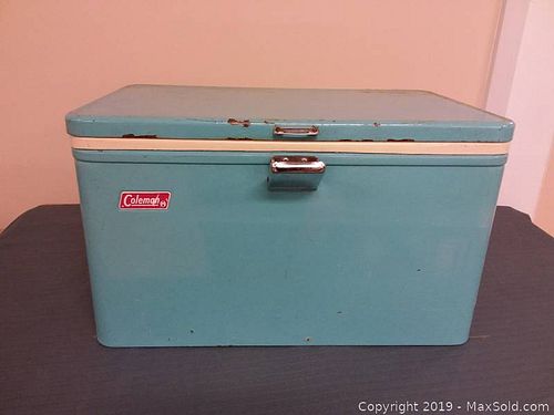 Lot #0045 (1 of 2)