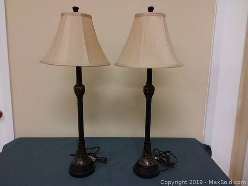 Lot #0071 (1 of 6)