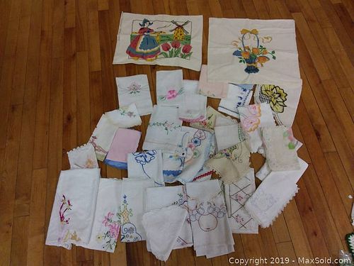 Lot #0097 (1 of 12)