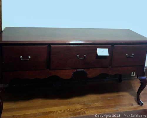 Lot #0002 (1 of 3)