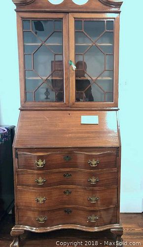 Lot #0010 (1 of 3)