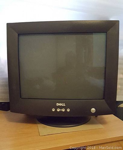 Lot #0015 (1 of 4)