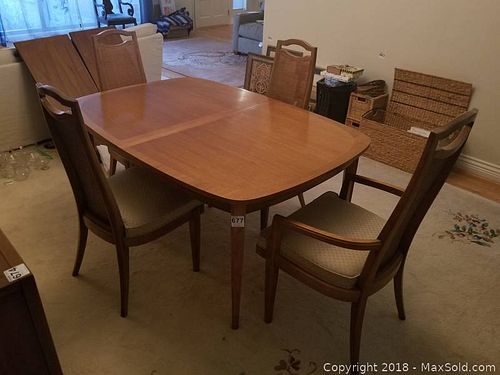 Lot #0677 (1 of 22)
