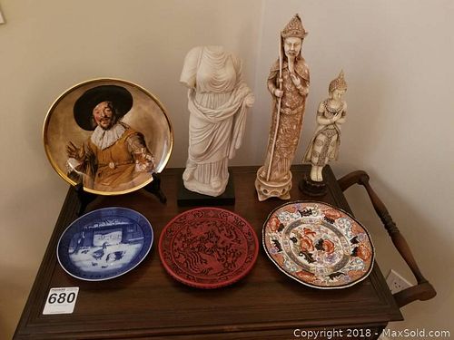 Lot #0680 (1 of 15)