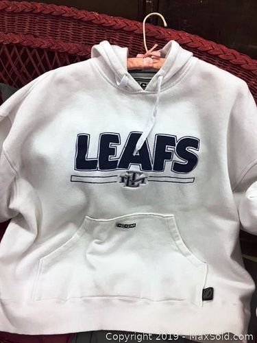 Lot #0020 (1 of 3)