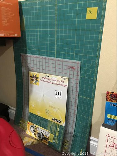 Lot #0211 (1 of 5)
