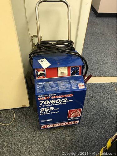 Lot #0101 (1 of 4)