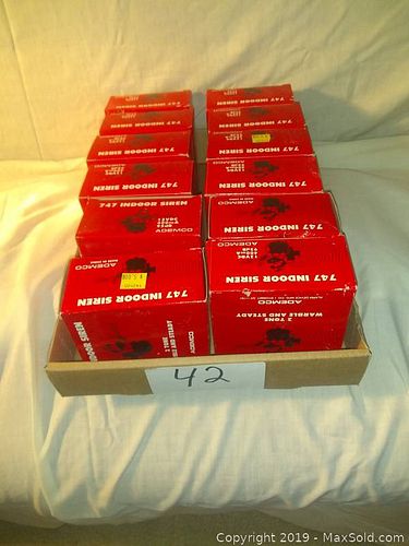 Lot #0042 (1 of 4)