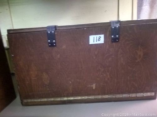 Lot #0118 (1 of 5)