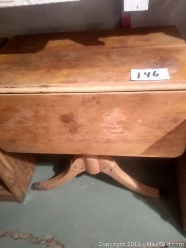 Lot #0146 (1 of 5)