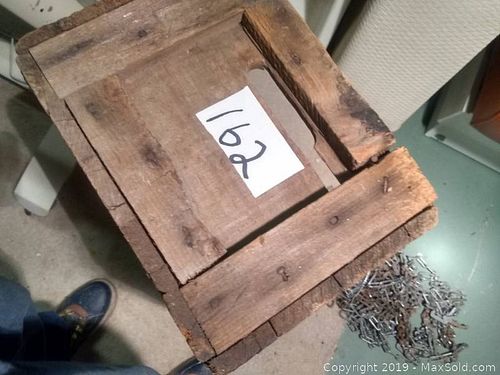 Lot #0162 (1 of 5)