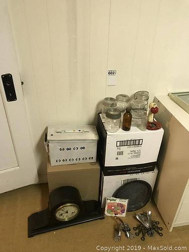 Lot #0602 (1 of 17)